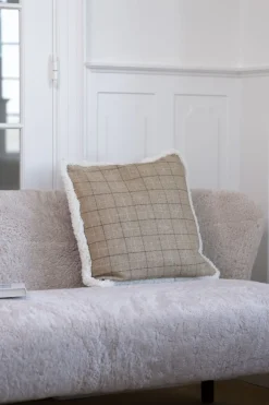 Checked Collection | Uldpude | Korthåret | Dobbeltsidet | 52x52 cm | 34x52 cm