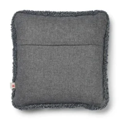 Classic Collection | Uldpude | Korthåret | Dobbeltsidet | 52x52 cm | 34x52 cm