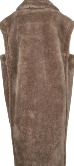 Courtney Vest