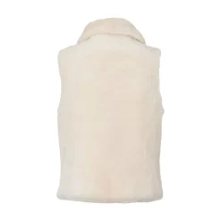 Eily Vest