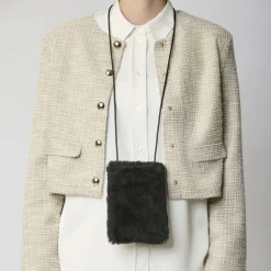 Gwen Phonebag | Lammeuld