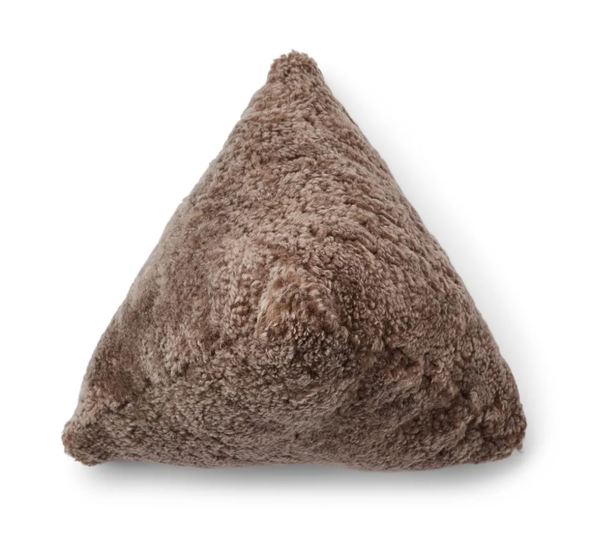 Hematite pude | Korthåret | New Zealand | 35x35x35 cm