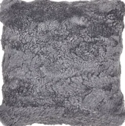 Lammeskindspude | Korthåret | New Zealand | Dobbeltsidet | 40x40 cm