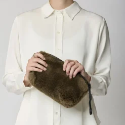 Nelly Taske