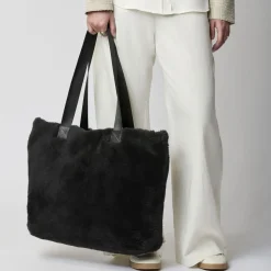 Norma Shopper