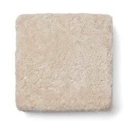 Puf | Korthåret | New Zealand | 40x40x13 cm